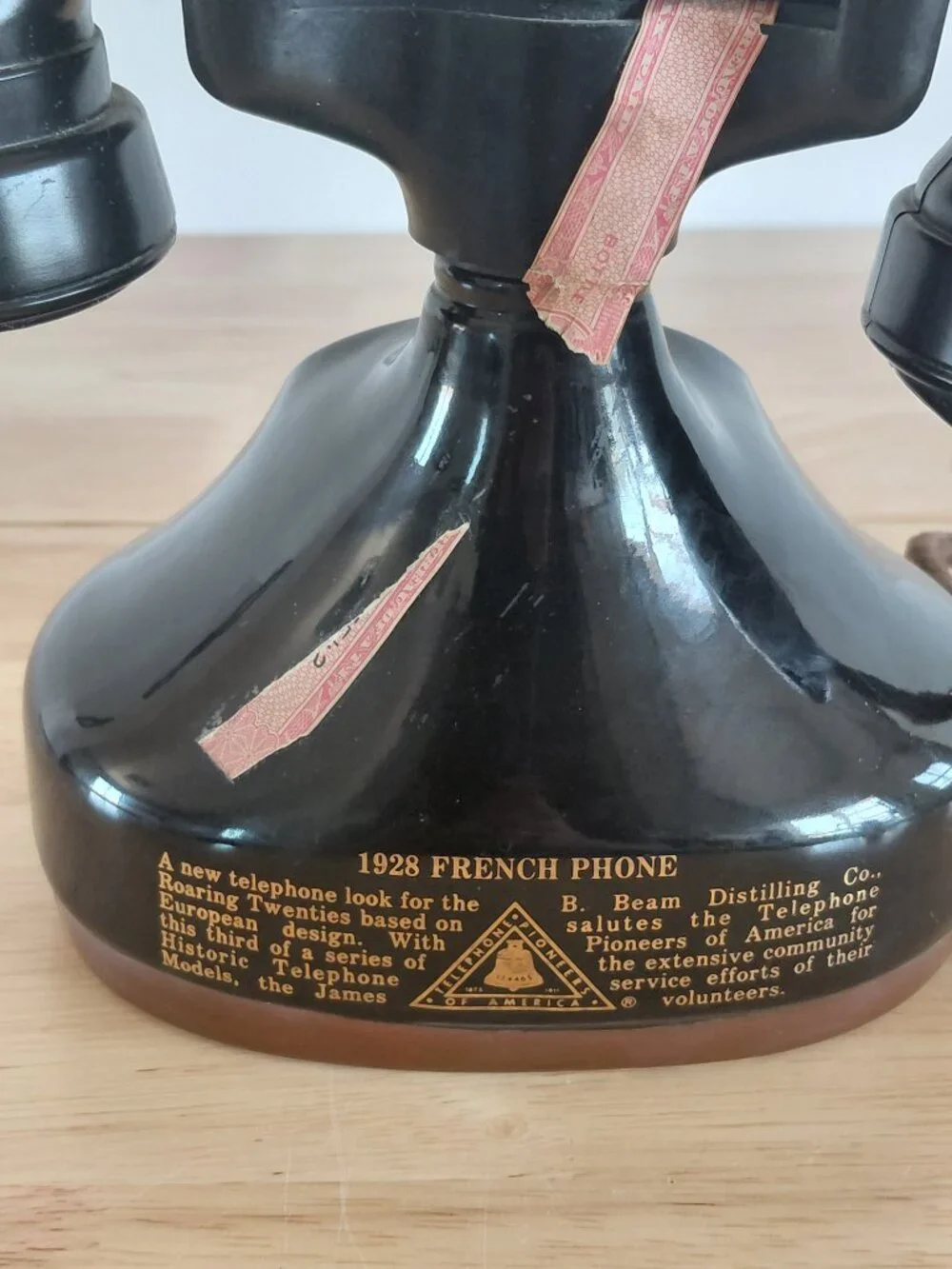 Vintage 1979 Jim Beam fashioned 1928 French Cradle Telephone